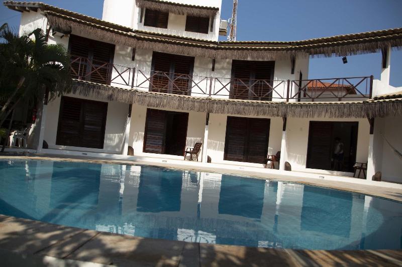 הוסטל Pousada Porto Azul