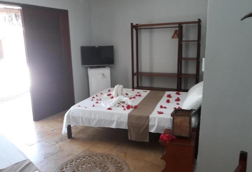 הוסטל Pousada Porto Azul