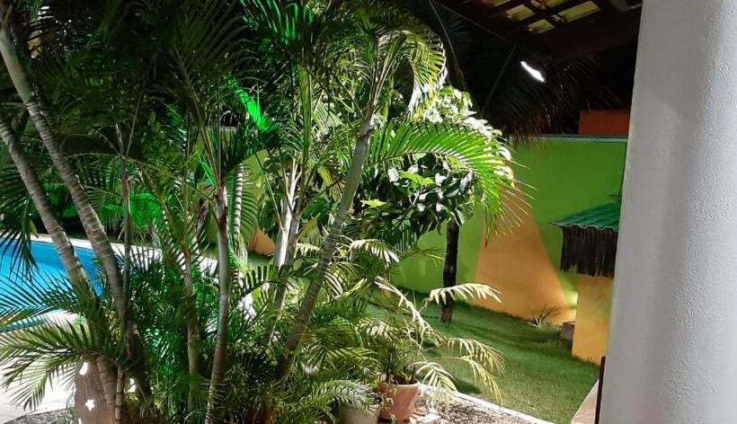 הוסטל Pousada Porto Azul