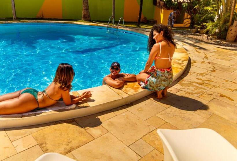 הוסטל Pousada Porto Azul