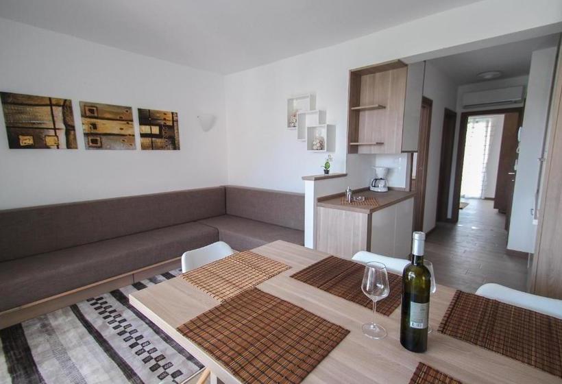 Apartments Villa Rivarella