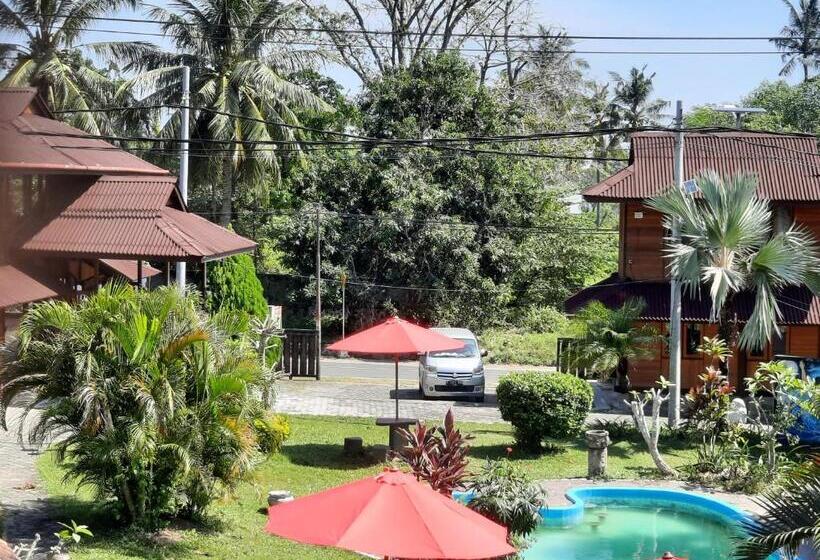 住宿加早餐  Besar Bulan Baru   Senggigi