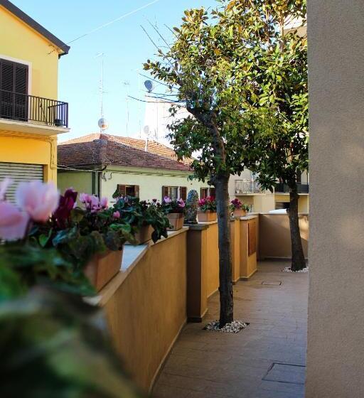 مبيت وإفطار La Casa Di Nonno Giulio