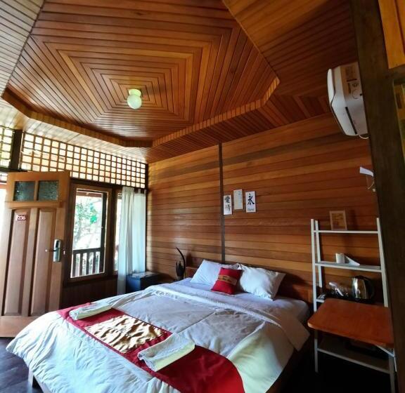 住宿加早餐  Besar Bulan Baru   Senggigi