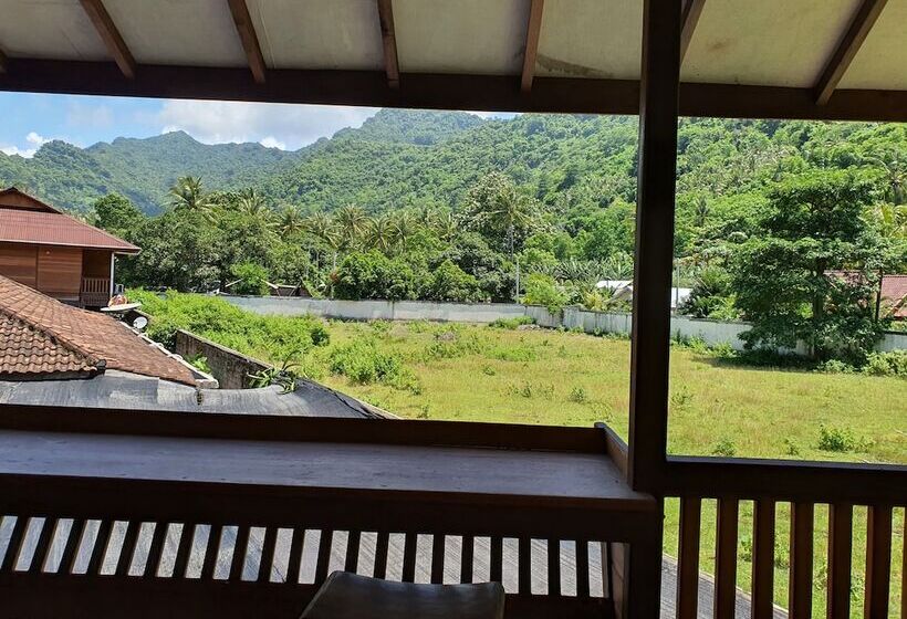 住宿加早餐  Besar Bulan Baru   Senggigi