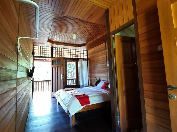 住宿加早餐  Besar Bulan Baru   Senggigi