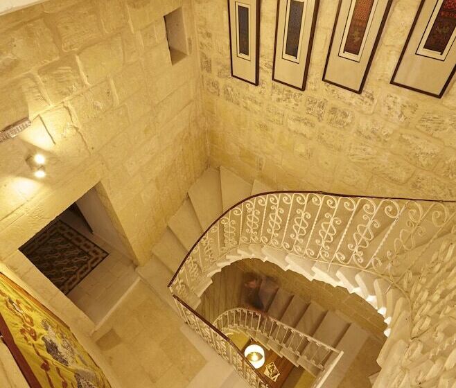 تختخواب و صبحانه Provicario