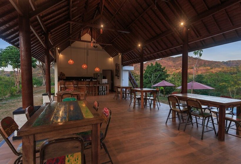 مبيت وإفطار The Lavana Tanjung Lima Laboan Bajo Villas