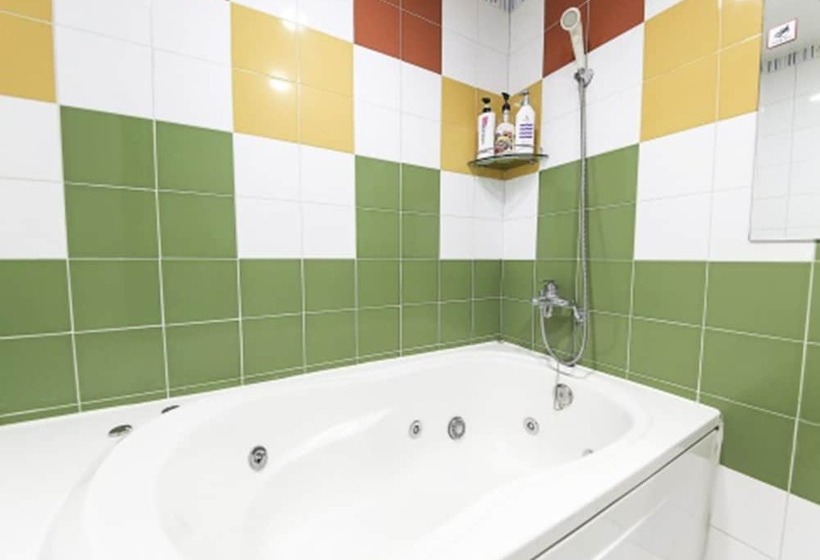 Belita N Goodtime Drivein Motel