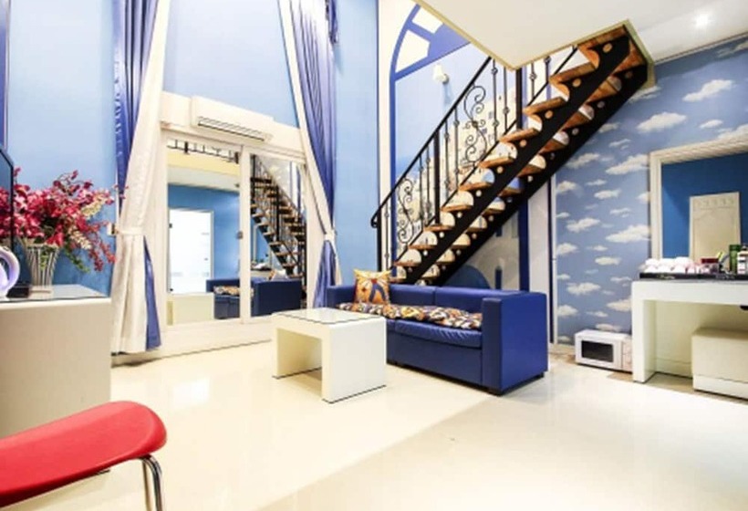 Belita N Goodtime Drivein Motel