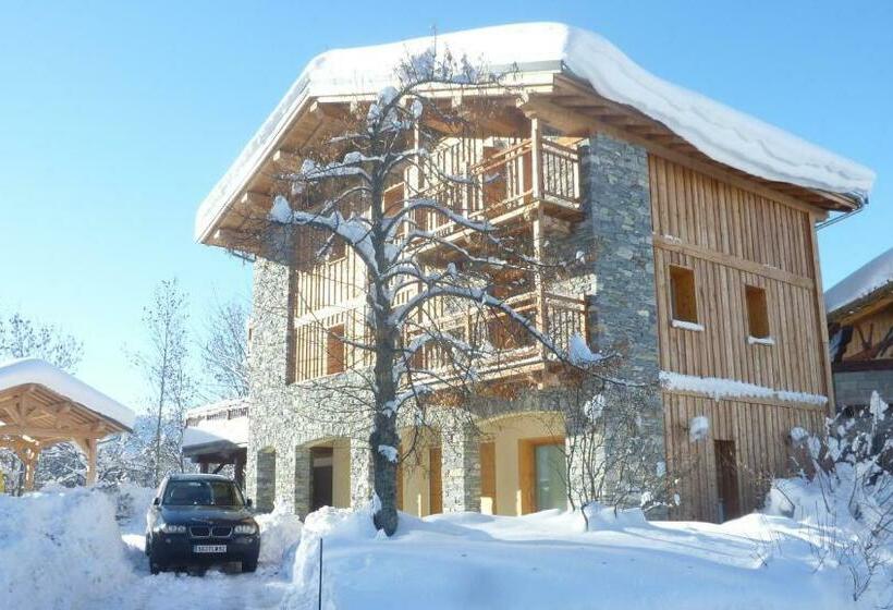 Chalet D  Edmond