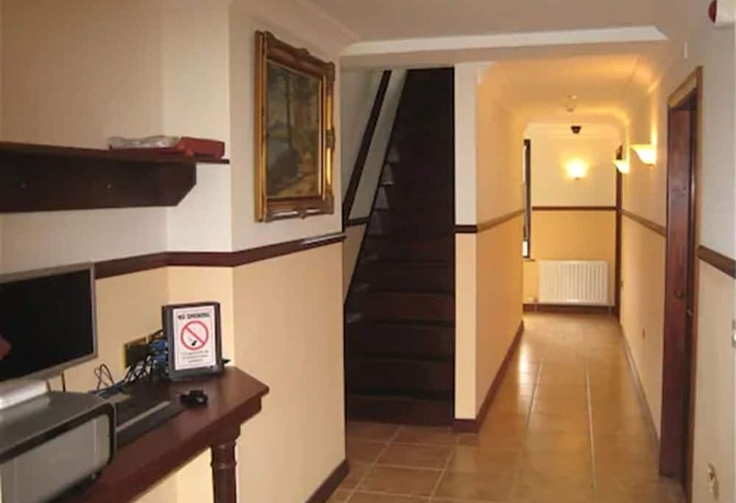 Down Royal House B&b