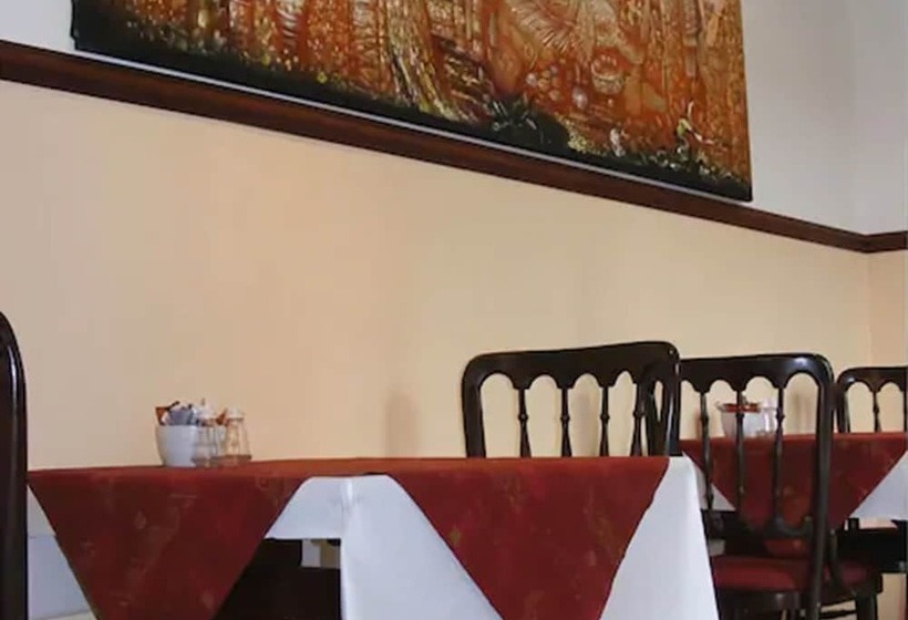 Down Royal House B&b