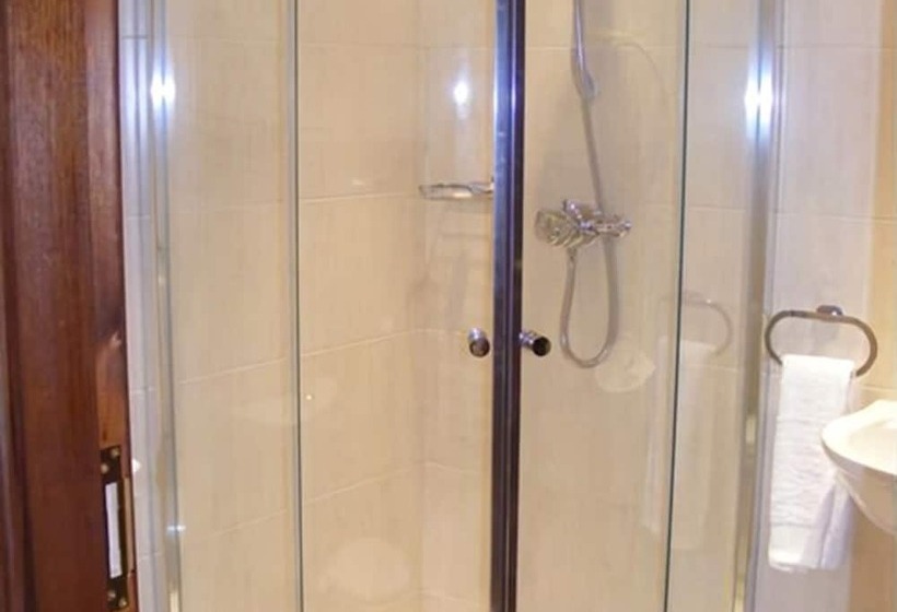 Down Royal House B&b