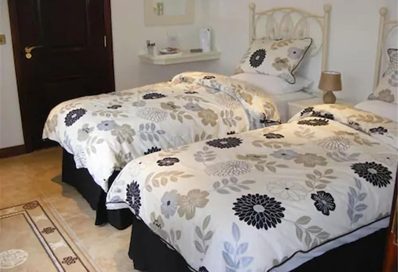 Down Royal House B&b