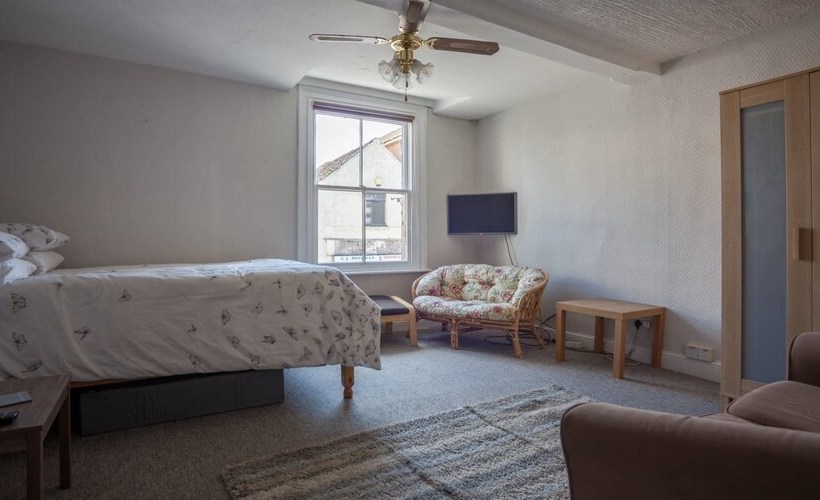 여관 One Eyed Jacks