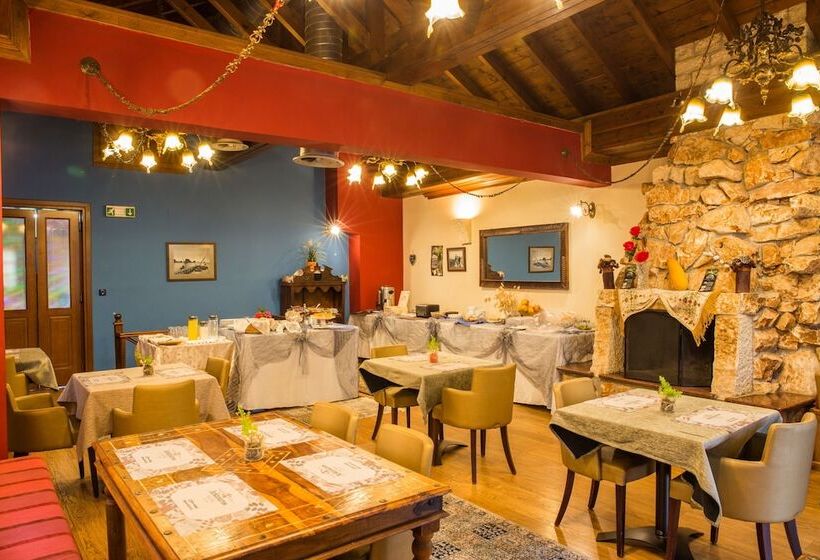 בית מלון כפרי Arktouros