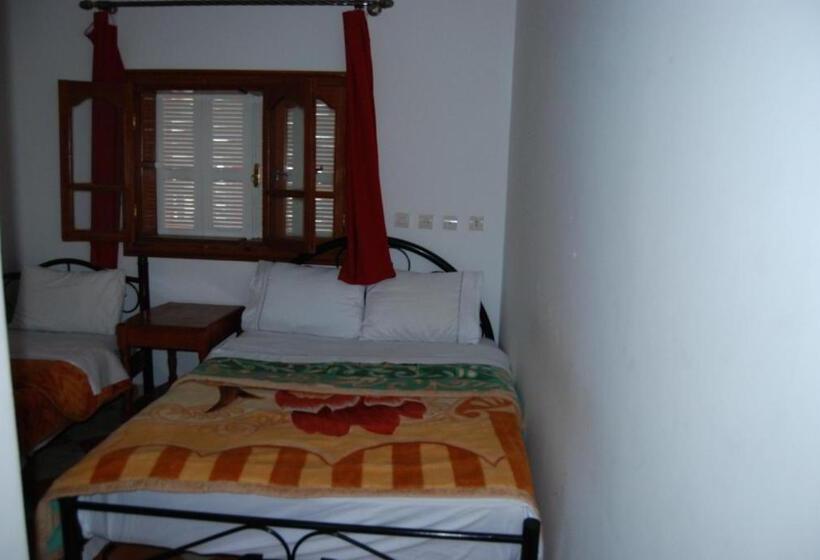 هتل Auberge Al Bassatine Imilchil