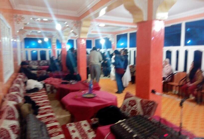 هتل Auberge Al Bassatine Imilchil