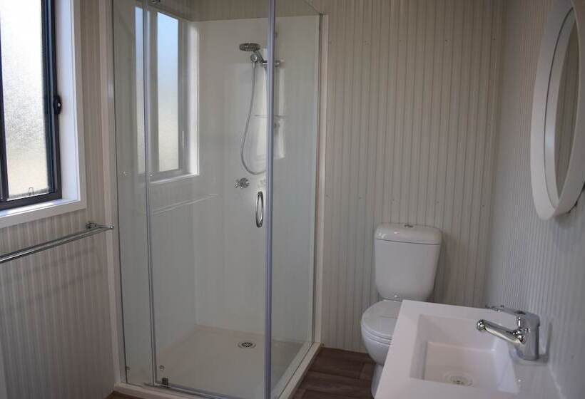 בית מלון כפרי Bega Caravan Park