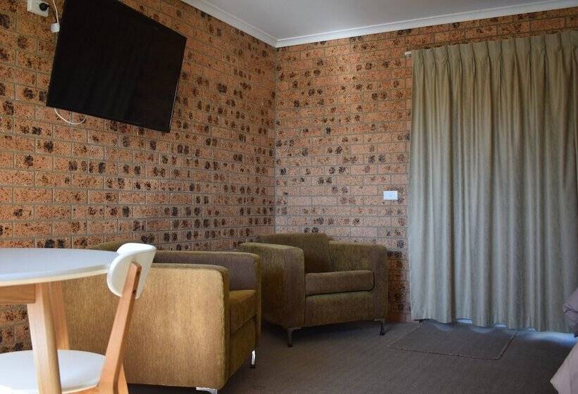 בית מלון כפרי Bega Caravan Park