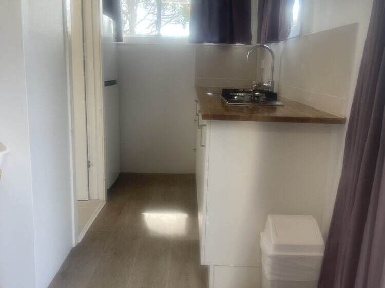 בית מלון כפרי Bega Caravan Park