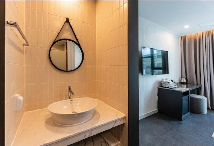 Brown Dot Hotel Deokcheon