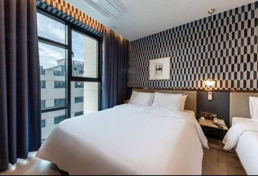 Brown Dot Hotel Deokcheon