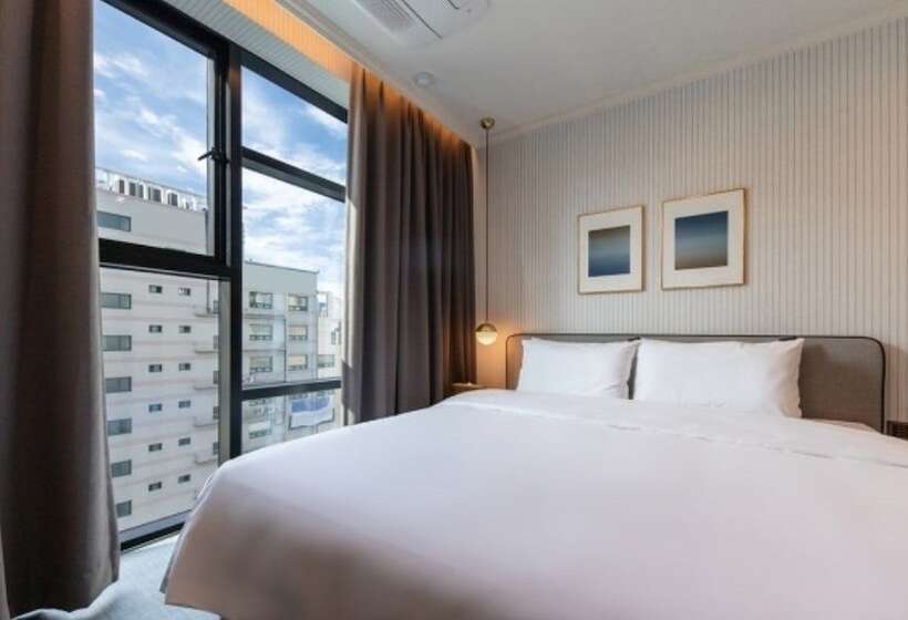 Brown Dot Hotel Deokcheon