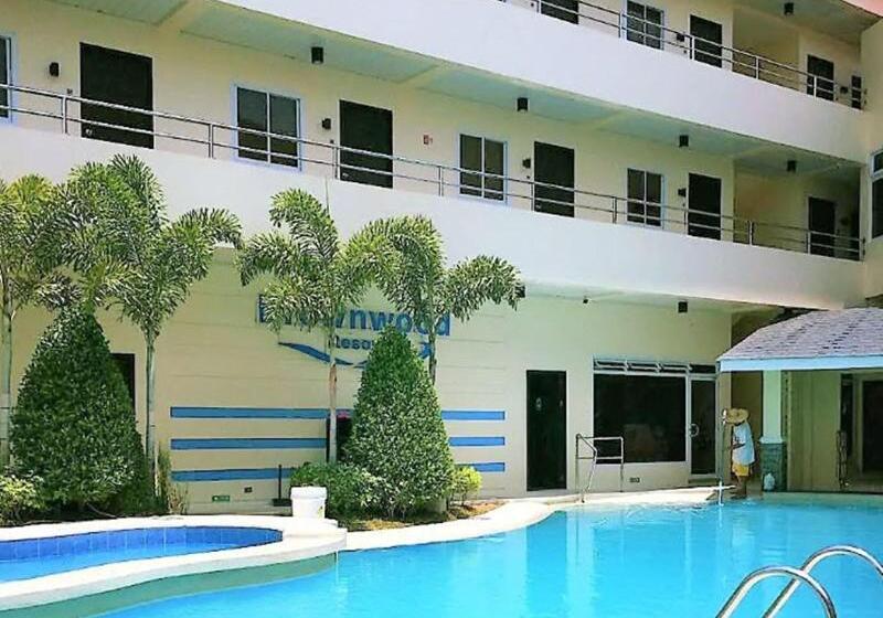 هتل Brownwood Resort &