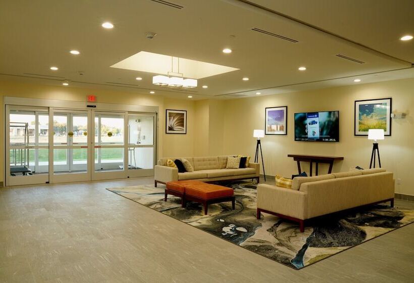 Отель Candlewood Suites Plano North, An Ihg