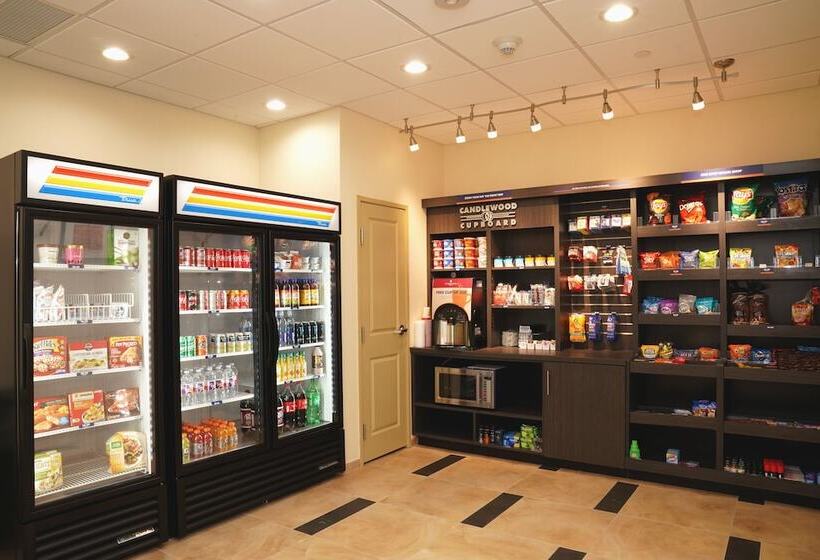 Отель Candlewood Suites Plano North, An Ihg