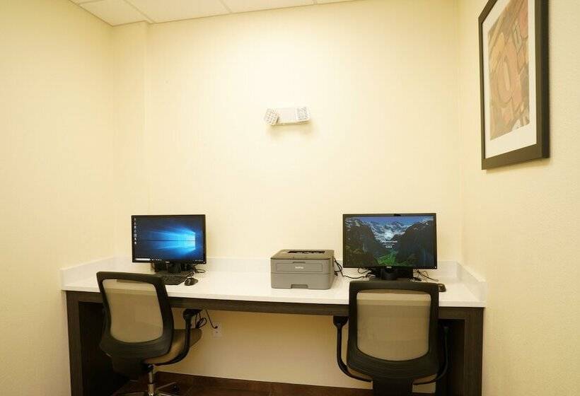 Отель Candlewood Suites Plano North, An Ihg