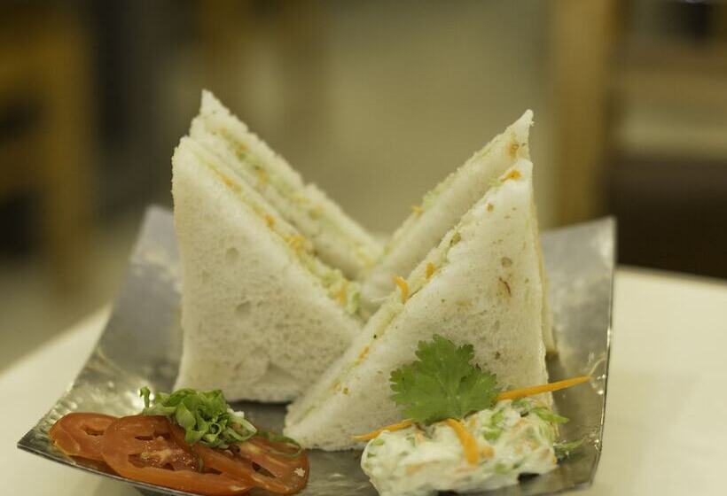 בית מלון כפרי Corbett Fun Resort