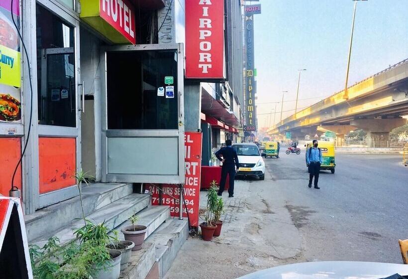 هتل S R Plaza At Delhi Airport