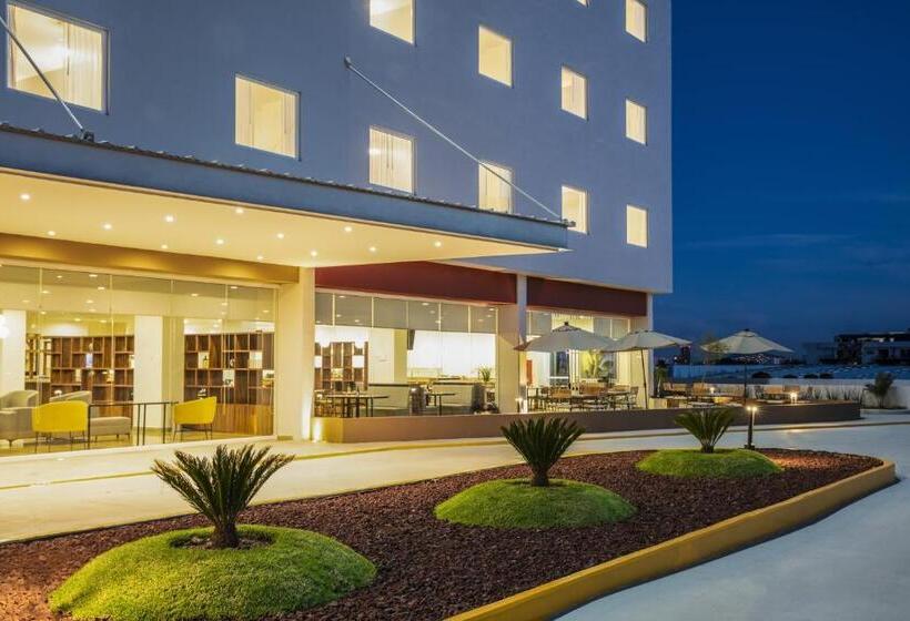 فندق Fiesta Inn Guadalajara Periferico Poniente