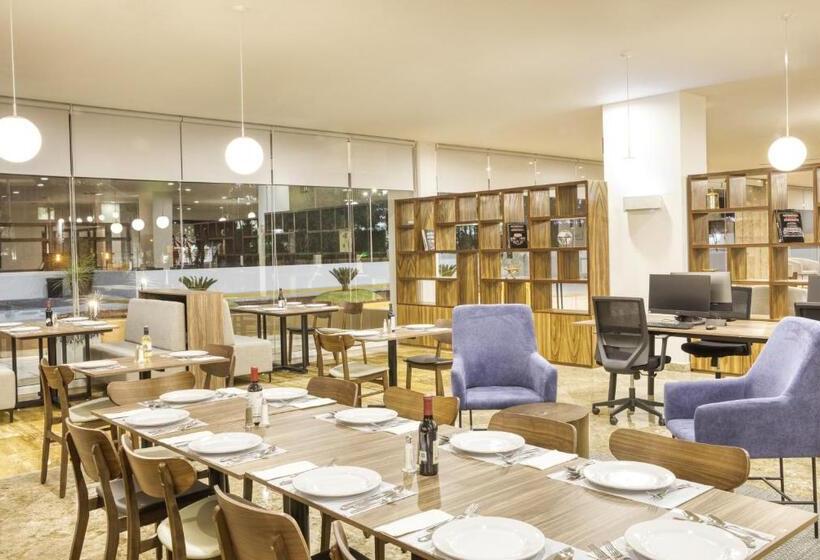 فندق Fiesta Inn Guadalajara Periferico Poniente