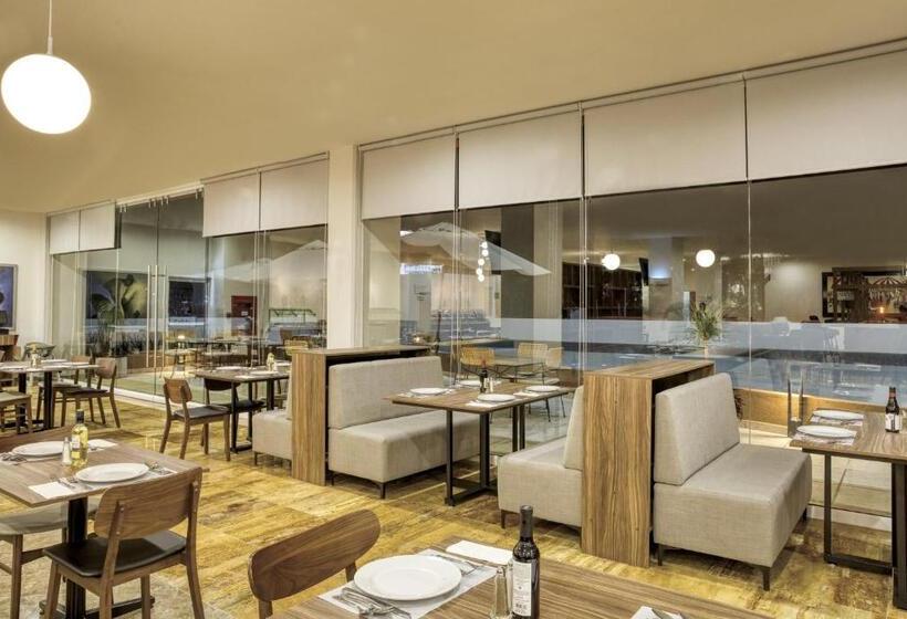 فندق Fiesta Inn Guadalajara Periferico Poniente