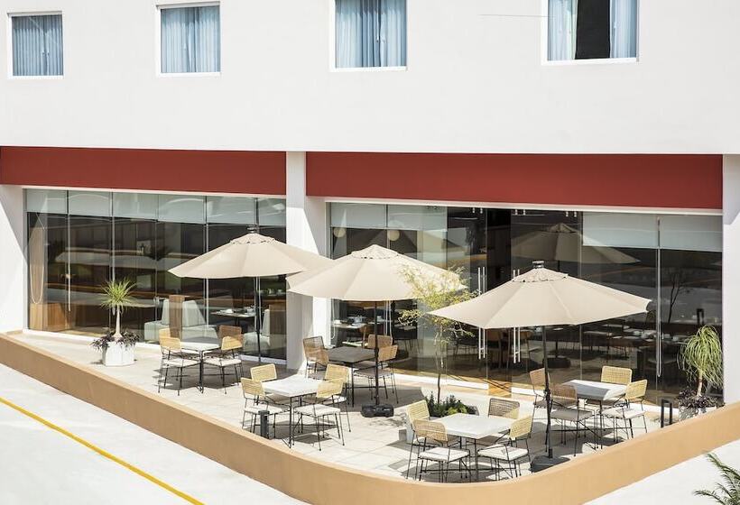 فندق Fiesta Inn Guadalajara Periferico Poniente