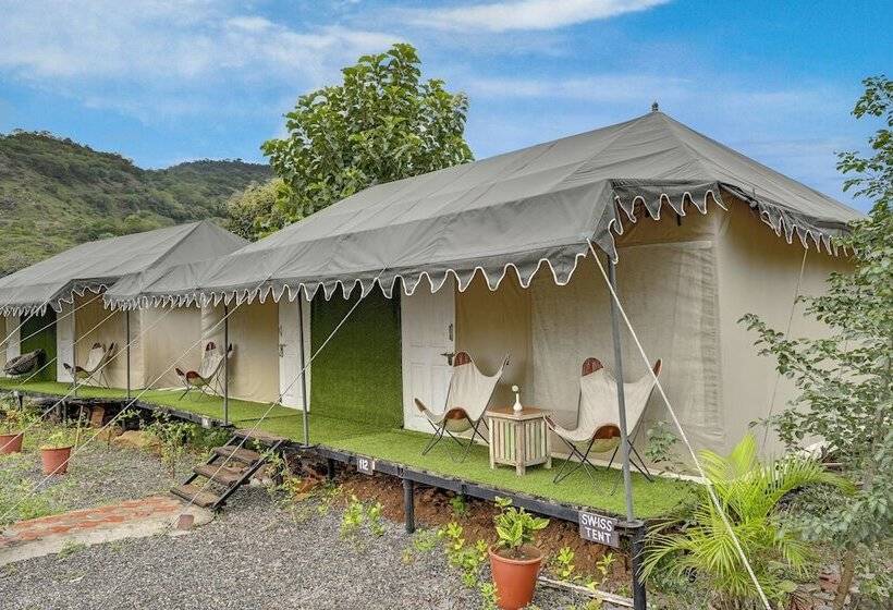 هتل Kavish Holiday Hill Resort