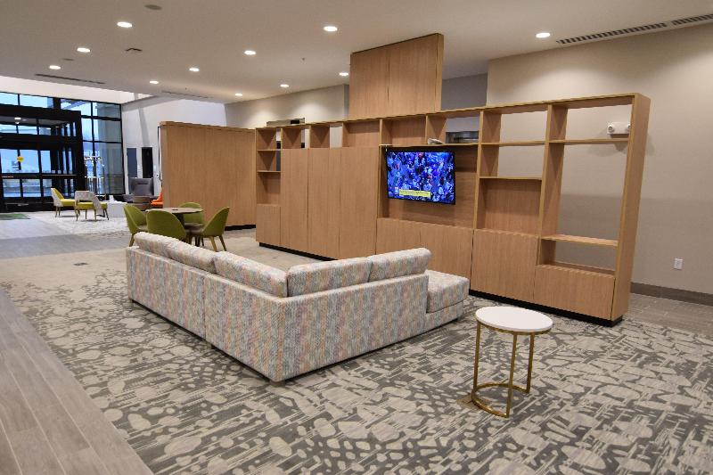 Отель Holiday Inn Kansas City Northeast, An Ihg