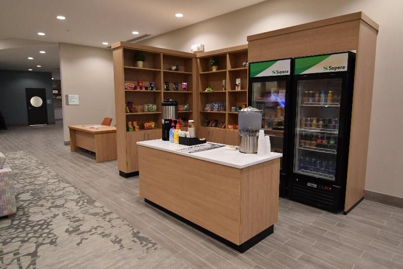 Отель Holiday Inn Kansas City Northeast, An Ihg