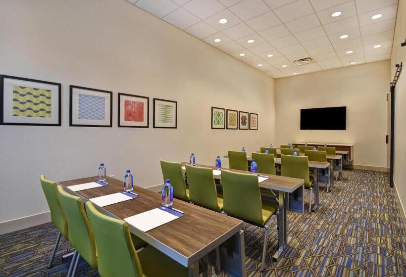 Отель Holiday Inn Express & Suites Galveston Beach, An Ihg