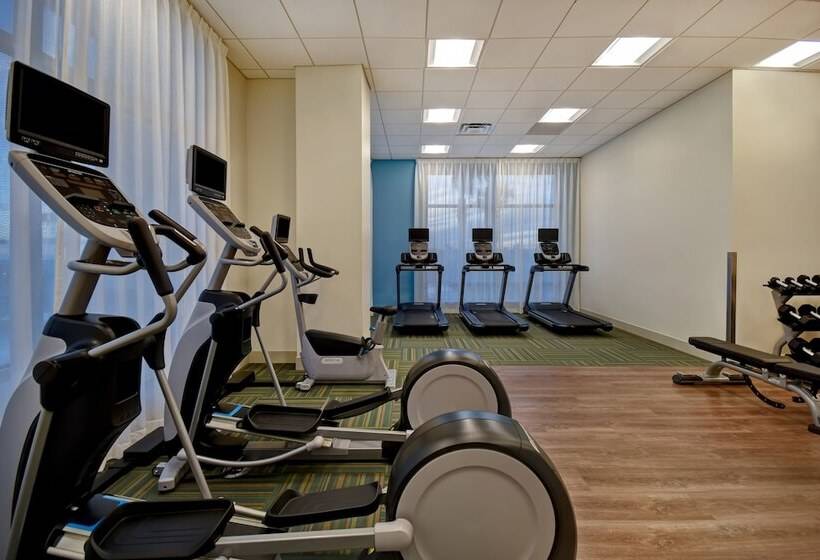 Отель Holiday Inn Express & Suites Galveston Beach, An Ihg