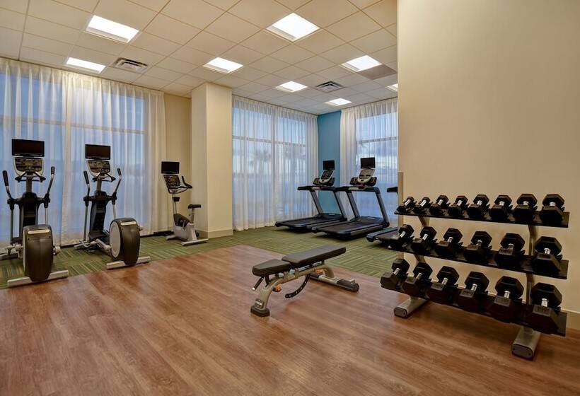 Отель Holiday Inn Express & Suites Galveston Beach, An Ihg