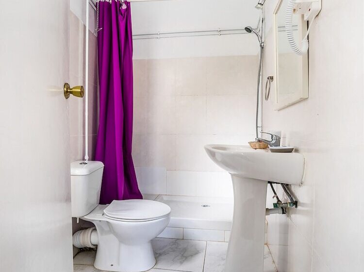 فندق Hostal Patio De La Luna