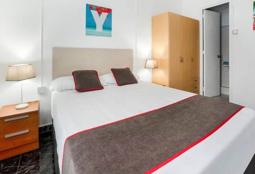 فندق Hostal Patio De La Luna