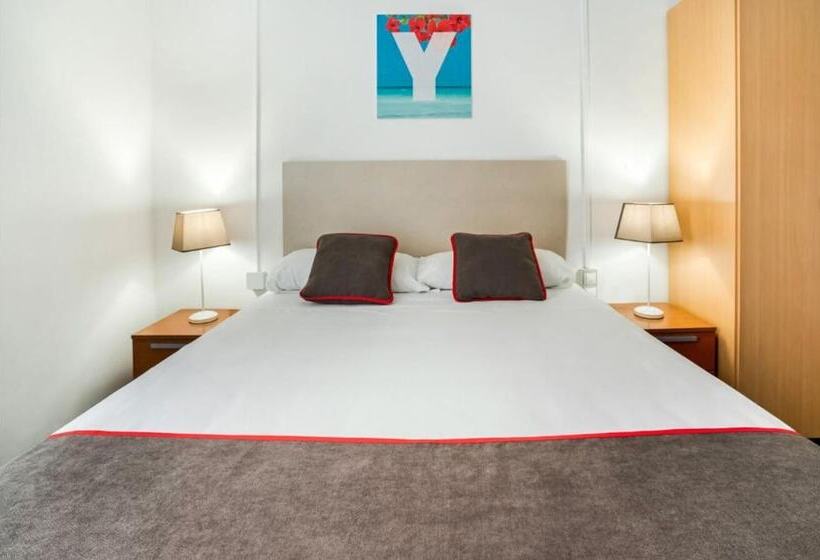 فندق Hostal Patio De La Luna