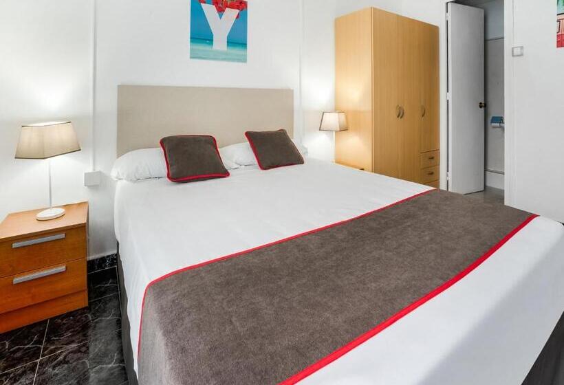 فندق Hostal Patio De La Luna