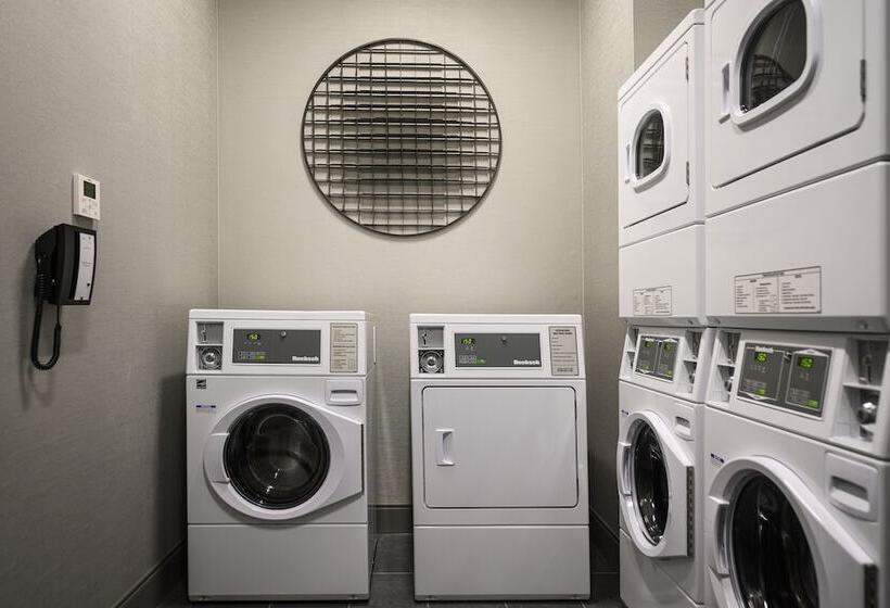 فندق Hyatt Place Indianapolis Fishers